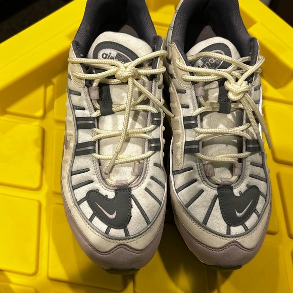 Nike Shoes - Nike AIRMAX lavender sneakers